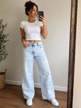 GAP Boyfriend Jeans Women’s 10/30R Light Acid Wash Relaxed Fit Straight Leg 90s